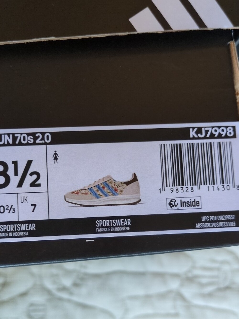 FARM Rio x Adidas Cream Floral Lace-Up Sneakers with Blue Stripes - Picture 9 of 10